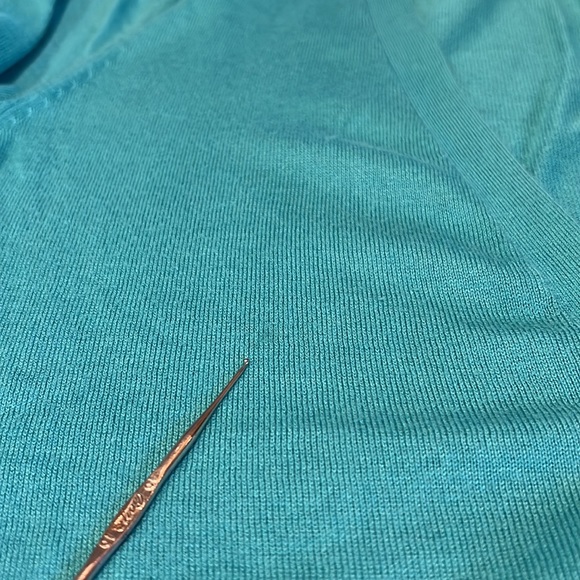 Nice Banana Republic Cardigan - Picture 7 of 10